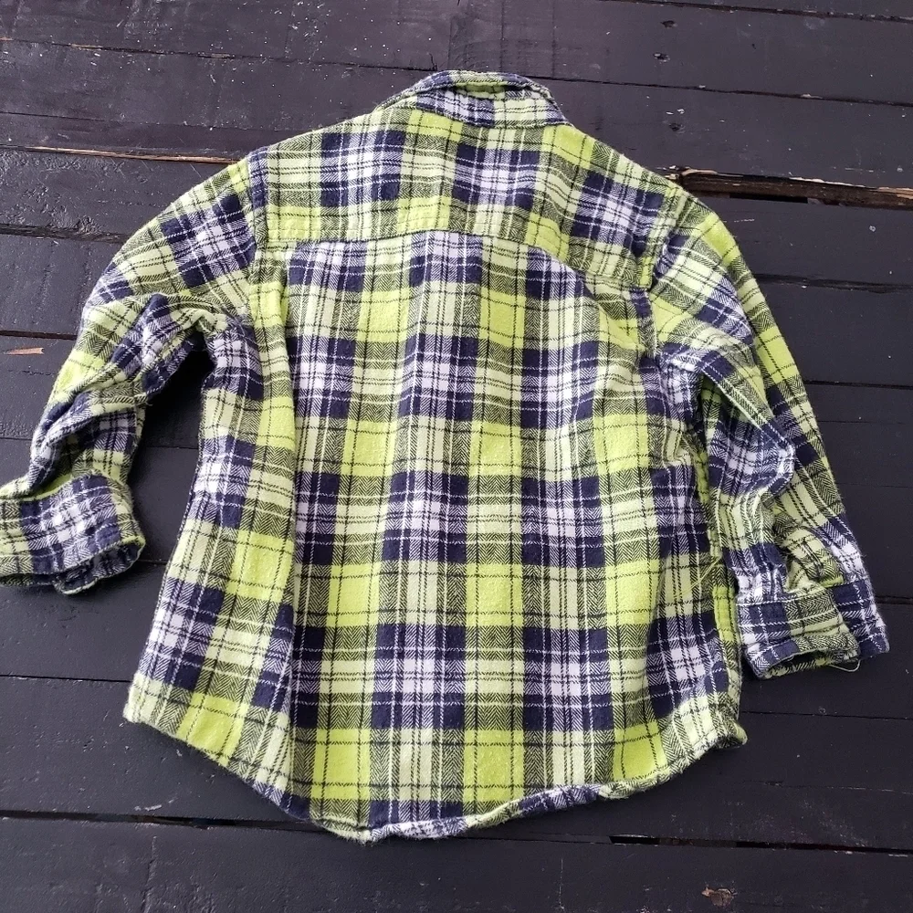 OshKosh Toddler Boy 2T Long Sleeve Flannel Button Up Shirt Blue Green Plaid Top